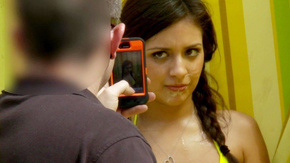 Нежный домашний секс с сексуальной молодой девушкой