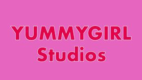 Опытная брюнетка на каблуках трахается в бритую киску с сыном