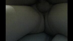 Домашнее порно с жопастой брюнеткой крупно